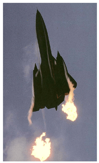 Flame blowoff in a SR-71 during a high acceleration turn
